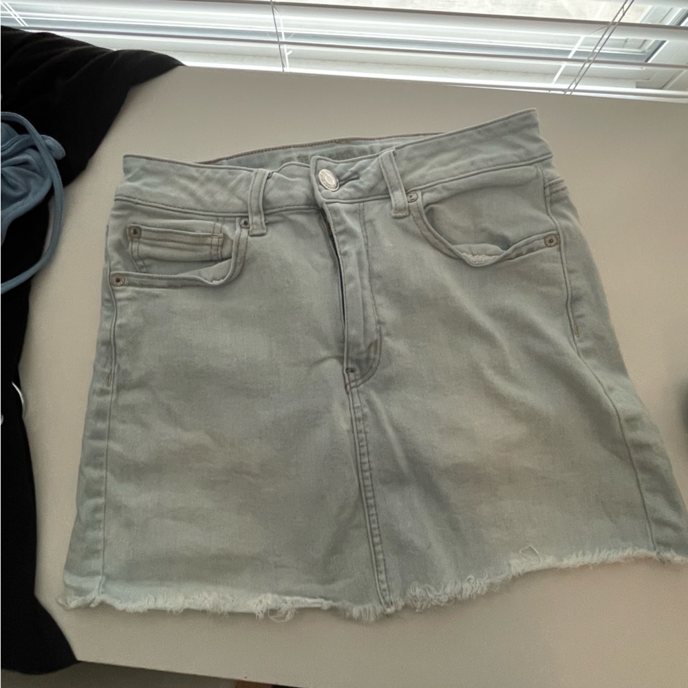 American Eagle denim skirt - size 6